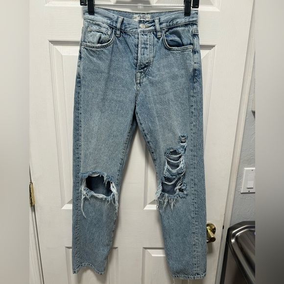 We The Free Womens Fast Times Mom Jeans High Rise Distressed Button Fly Sz 25 - Picture 1 of 12